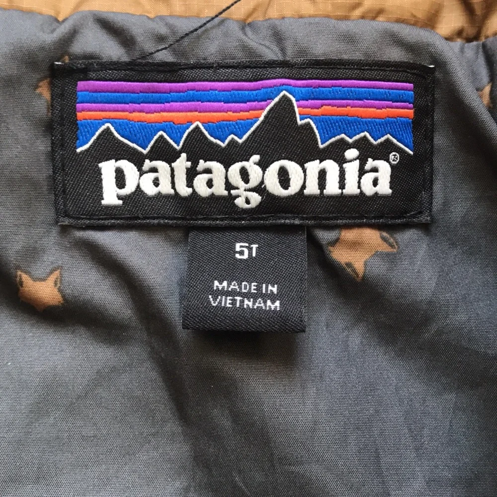 Patagonia Lightweight Puffer Jacket (size 5T)